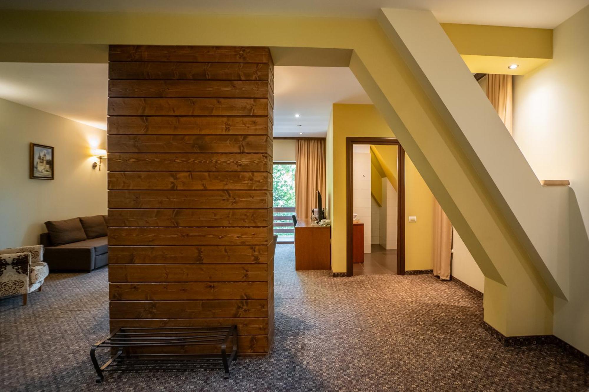 Opus Villa Sinaia Exterior photo Interior of a suite
